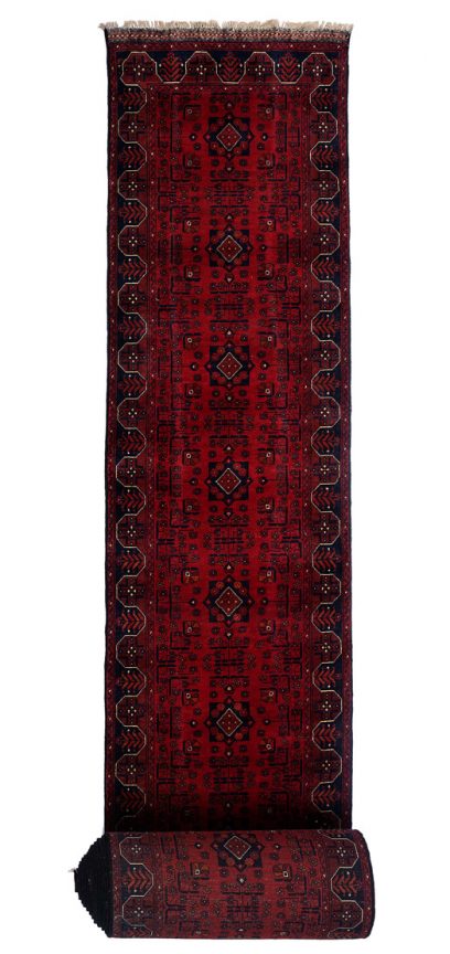 Khan  974cm x 75cm / 31'11'' x 2'5''
