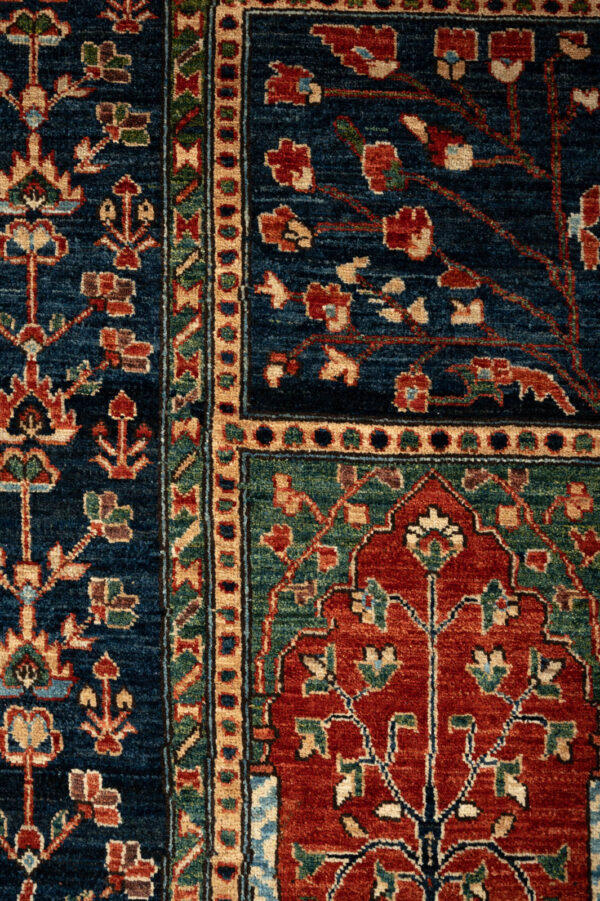 Chob Rang  308cm x 253cm / 10'1'' x 8'4'' - Image 6