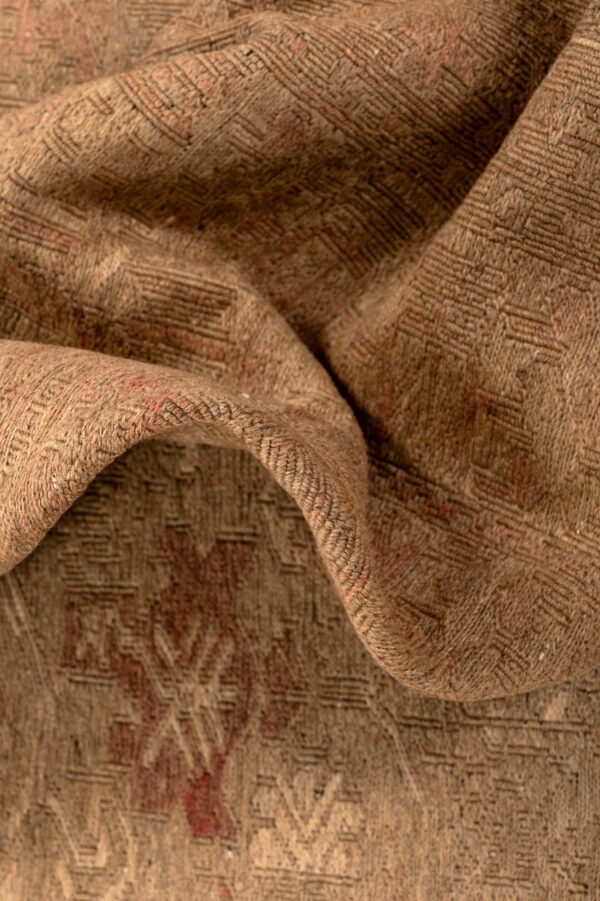 Qala-E-Nau  368cm x 288cm / 12'1'' x 9'5'' - Image 2