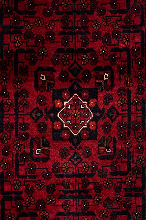Khan 767cm x 78cm / 25'1'' x 2'7'' - Image 3