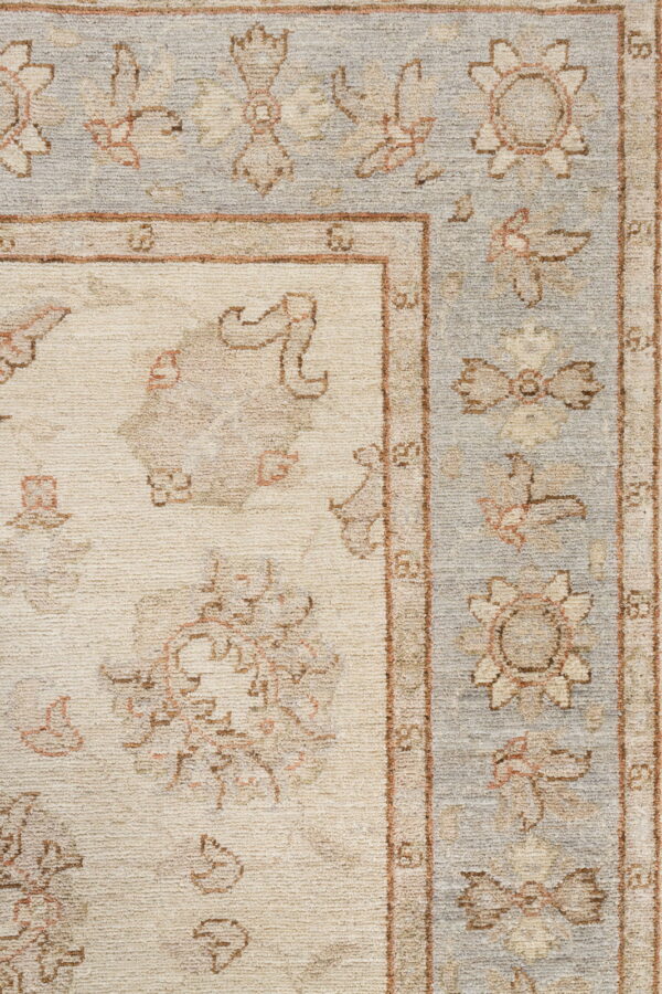 Ziegler  149cm x 149cm / 4'11'' x 4'11'' - Image 4