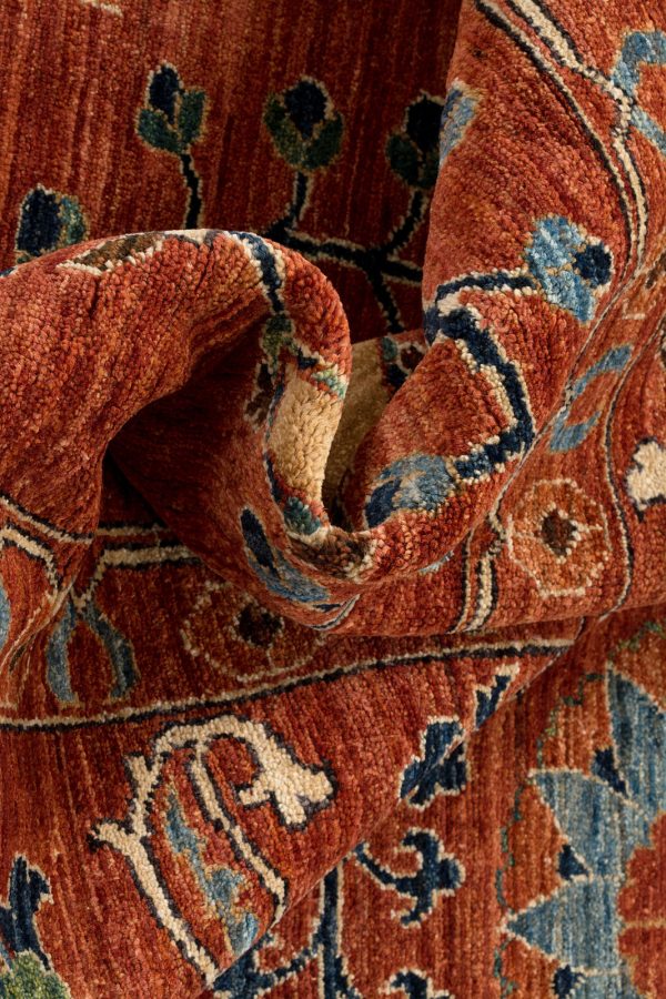 Chob Rang Suzani  305cm x 253cm / 10' x 8'4'' - Image 2