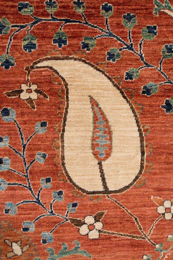 Chob Rang Suzani  305cm x 253cm / 10' x 8'4'' - Image 3