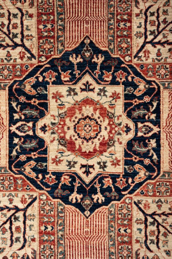 Chob Rang Rug 301cm x 245cm / 9'10'' x 8' - Image 3