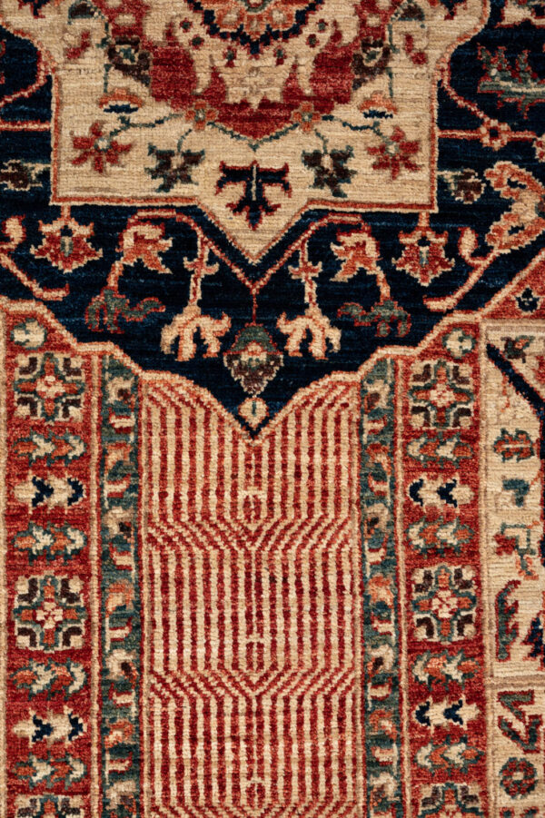 Chob Rang Rug 301cm x 245cm / 9'10'' x 8' - Image 5