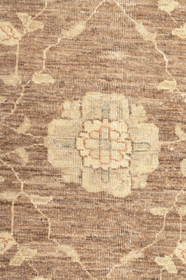 Vintage Ziegler  239cm x 166cm / 7'10'' x 5'5'' - Image 4