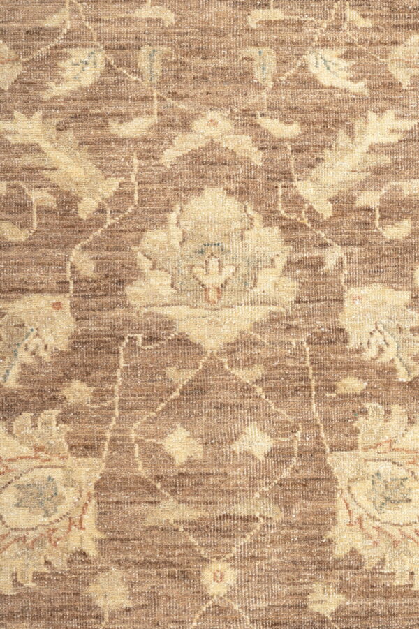 Vintage Ziegler  239cm x 166cm / 7'10'' x 5'5'' - Image 5