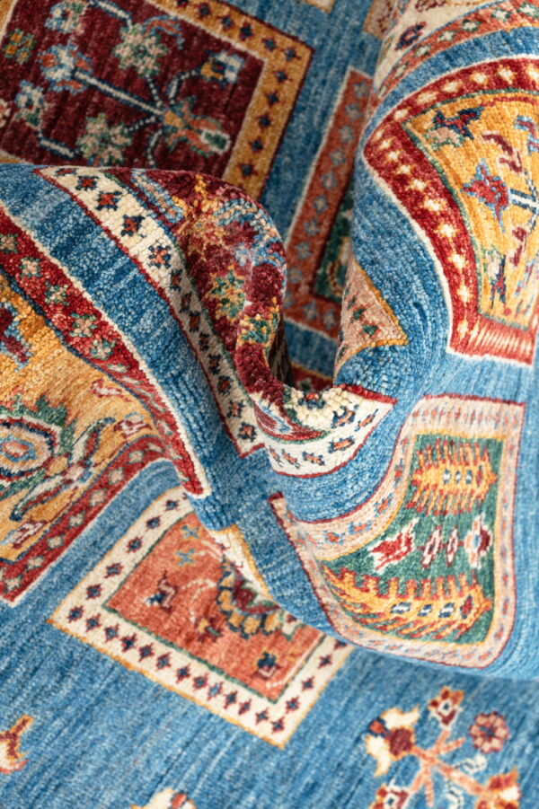 Aryana  252cm x 170cm / 8'3'' x 5'7'' - Image 2