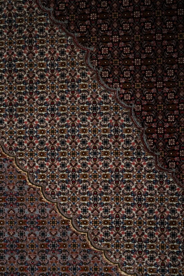 Tabriz  392cm x 307cm / 12'10'' x 10'1'' - Image 6