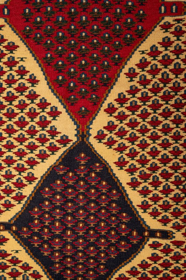 Seneh Kilim  150cm x 117cm / 4'11 x 3'10'' - Image 3