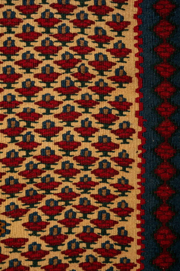 Seneh Kilim  150cm x 117cm / 4'11 x 3'10'' - Image 4