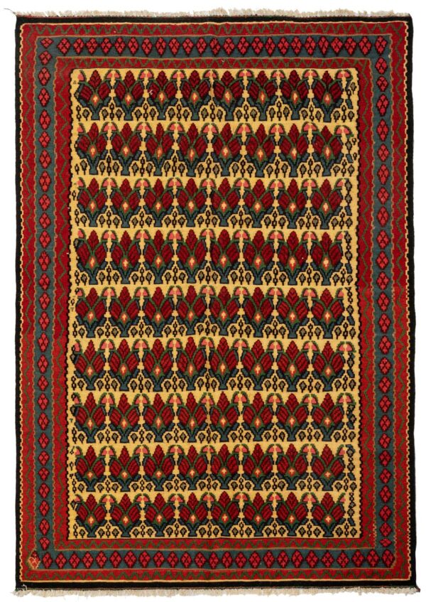Seneh Kilim  162cm x 108cm / 5'4'' x 3'7''