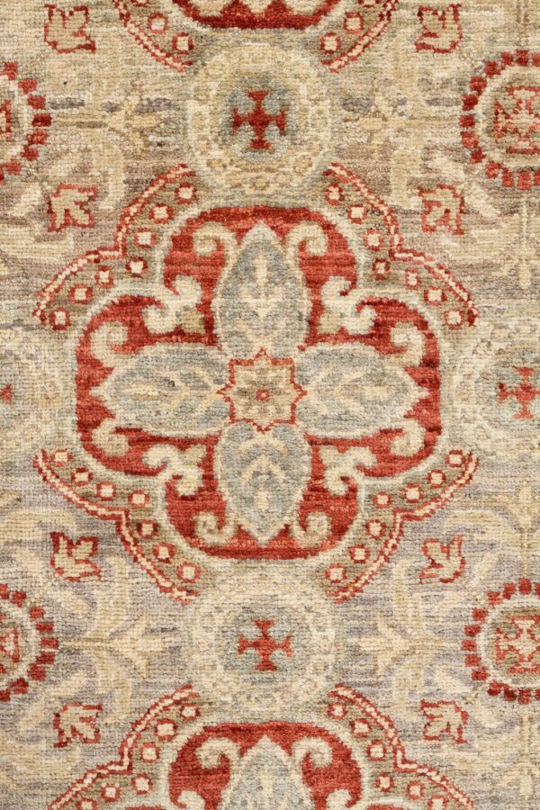 Fine Ziegler Rug 297cm x 207cm / 9'9'' x 6'10'' - Image 4