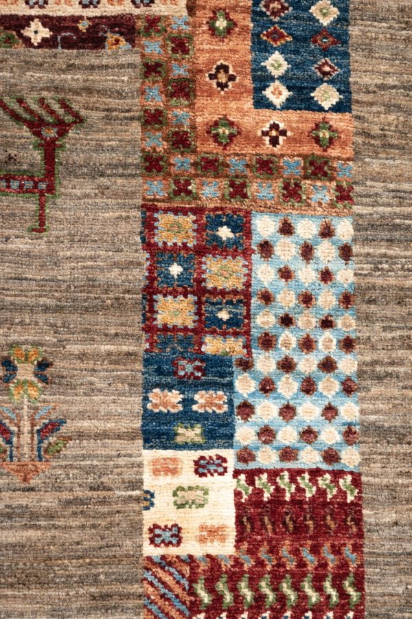 Aryana Rug 146cm x 98cm / 4'9'' x 3'3'' - Image 5