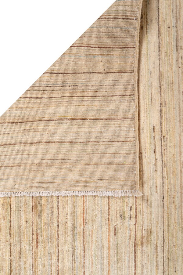 Gabbeh Stripey 290cm x 237cm / 9'6'' x 7'9'' - Image 7