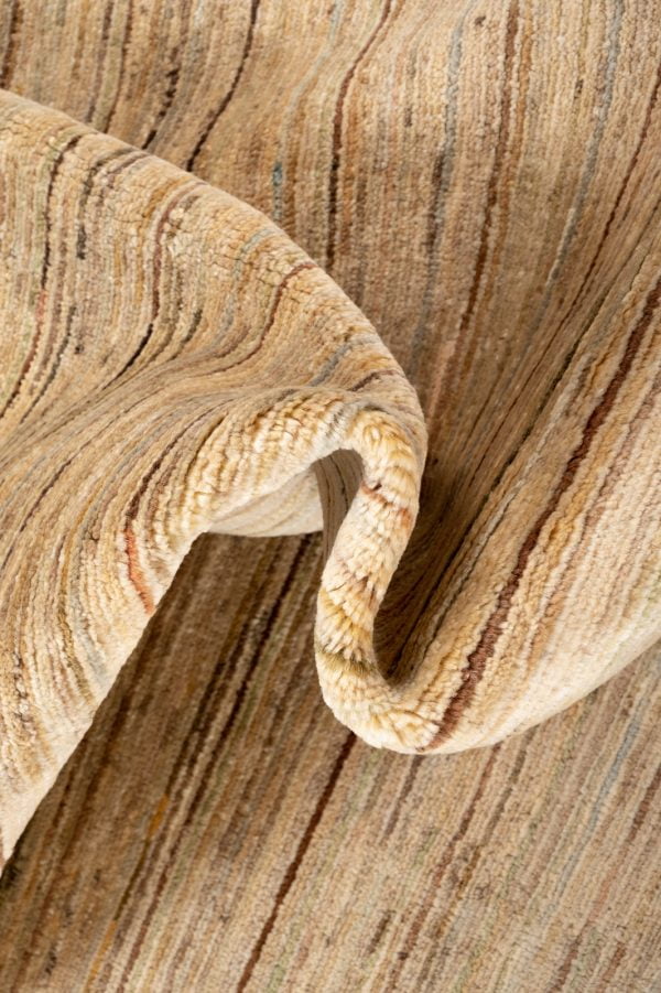 Gabbeh Stripey 290cm x 237cm / 9'6'' x 7'9'' - Image 2