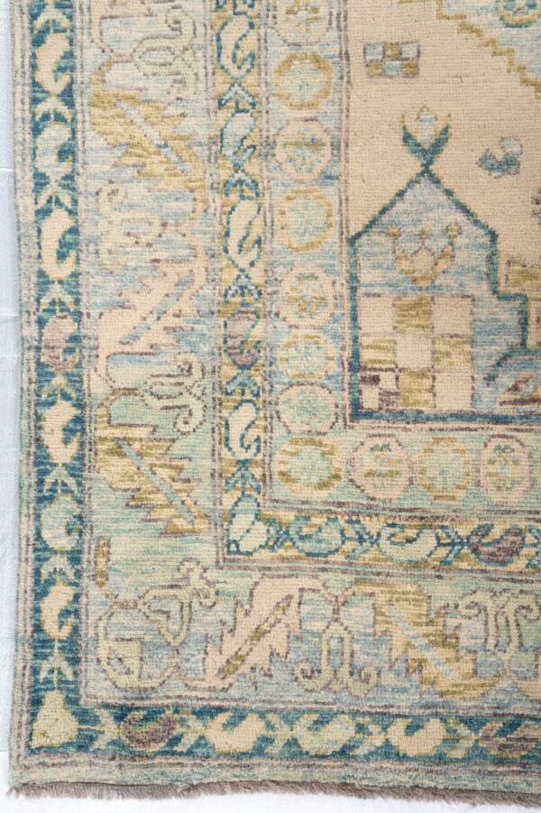 Abshar 293cm x 245cm / 9'7'' x 8'4'' - Image 8