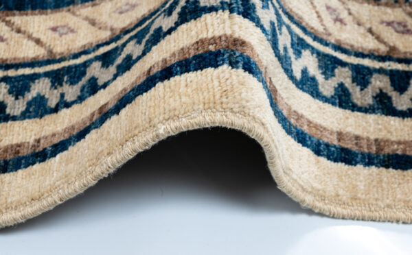 Chob Rang  362cm x 276cm / 11'10'' x 9'1'' - Image 9
