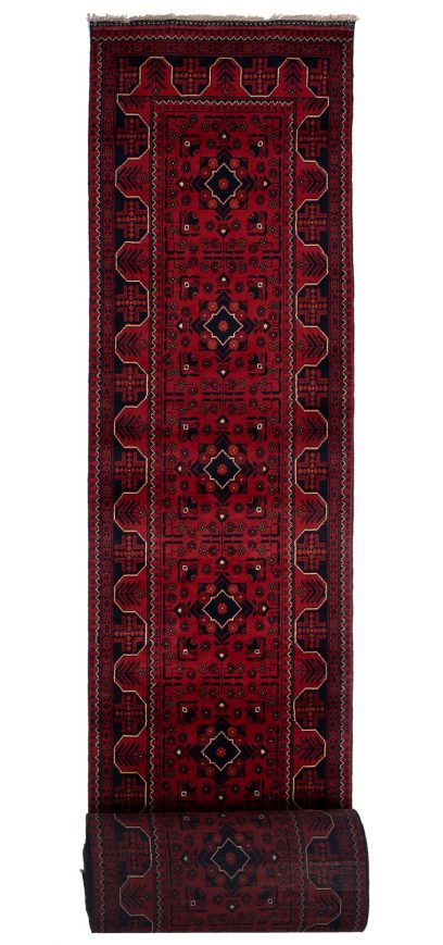 Khan  864cm x 80cm / 28'4'' x 2'7''