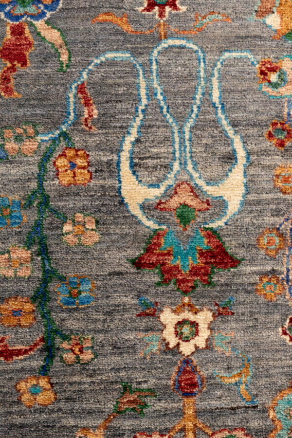 Sultani 200cm x 150cm / 6'7'' x 4'11'' - Image 6