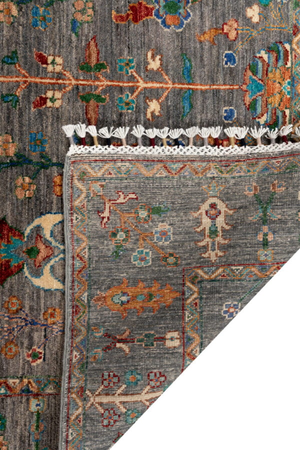 Sultani 200cm x 150cm / 6'7'' x 4'11'' - Image 9