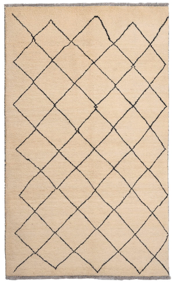 Darya 183cm x 116cm / 6' x 3'10''