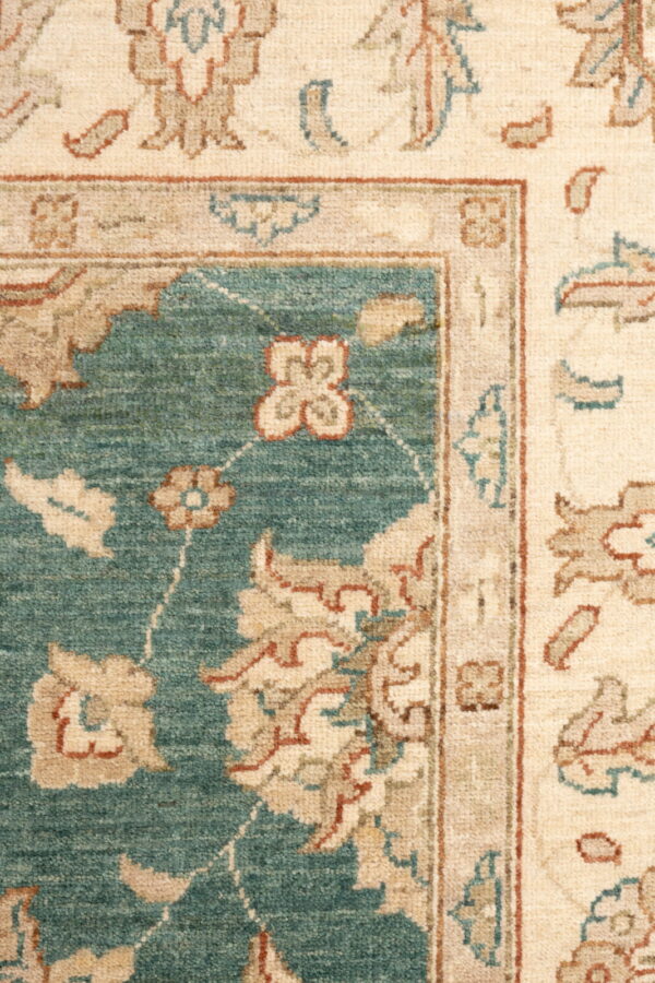 Ziegler Rug 244cm x 169cm / 8' x 5'6'' - Image 4