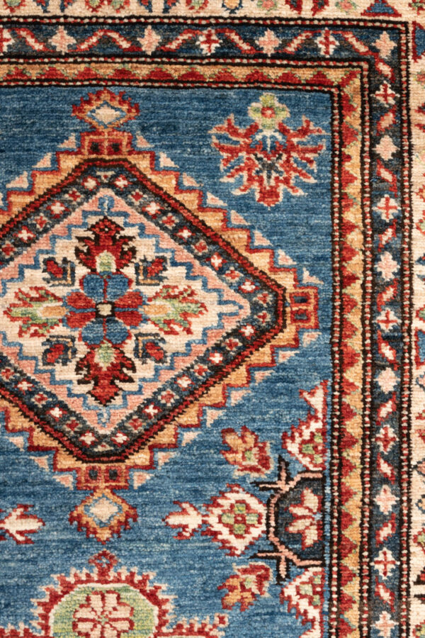 Fine Kazak 276cm x 76cm / 9' x 2'6'' - Image 5