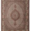 Tabriz 210cm x 156cm / 6'11'' x 5'1''