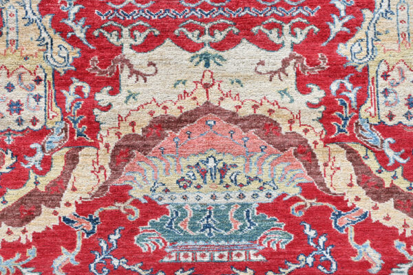 Aryana 187cm x 151cm / 6'2'' x 5' - Image 5