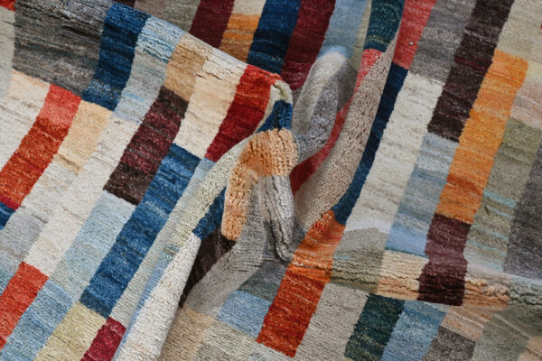 Modern Gabbeh Rug 291cm x 191cm / 9'6'' x 6'3'' - Image 2