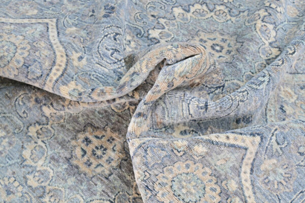Chob Rang 342cm x 243cm / 11'3'' x 8' - Image 2