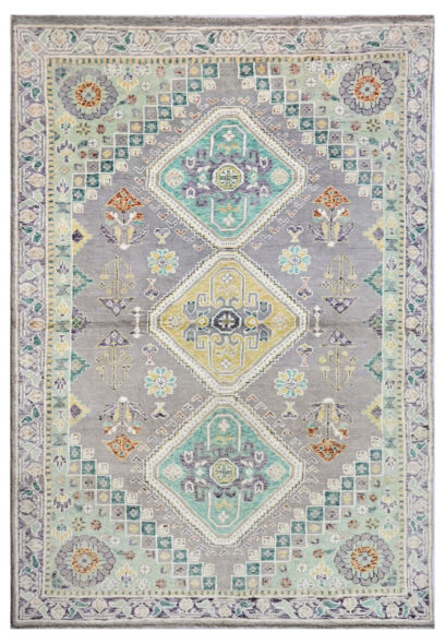 Abshar 292cm x 191cm / 9'7'' x 6'3''