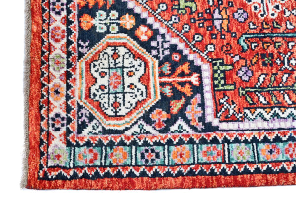 Abshar 183xm x 121cm / 6' x 4' - Image 4