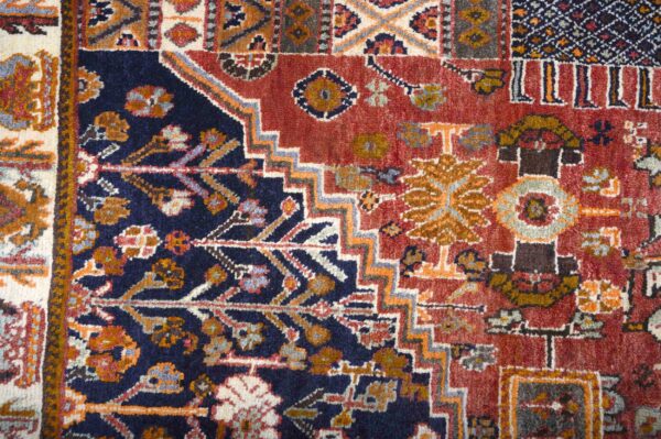 Qashqai Rug 256cm x 159cm / 8'5'' x 5'3'' - Image 7
