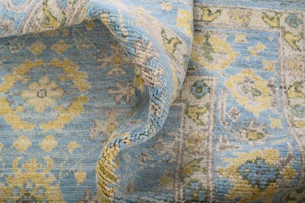Oushak Rug 235cm x 174cm / 7'9'' x 5'9'' - Image 2