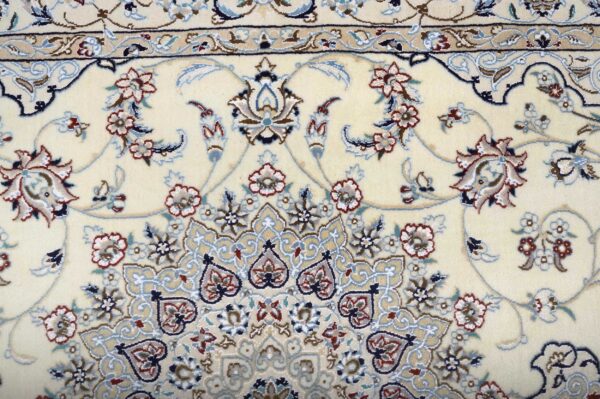 Nain Rug 9La 246cm x 157cm /8'1'' x 5'2'' - Image 6