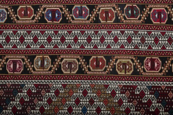 Malaki Kilim Rug 185cm x 125cm / 6'1'' x 4'1'' - Image 8