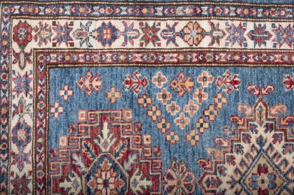 Fine Kazak Rug 118cm x 86cm / 3'11'' x 2'10'' - Image 6