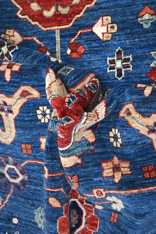 Chob Rang Rug 297cm x 245cm / 9'9'' x 8' - Image 6
