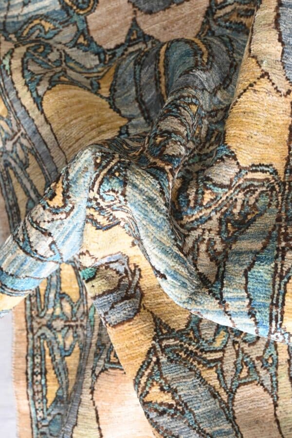 Chob Rang William Morris Runner 569cm x 77cm / 18'8'' x 2'6'' - Image 7