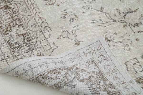 Turkish Vintage Rug 309cm x 204cm / 10'2'' x 6'8'' - Image 5