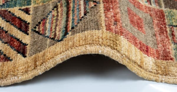 Aryana Gabbeh Rug 355cm x 252cm / 11ft8in x 8ft3in - Image 5