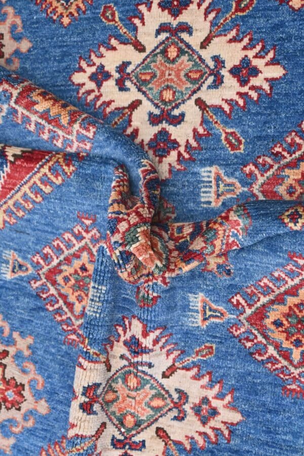 Fine Kazak 249cm x 172cm / 8ft 2in x 5ft 8in - Image 7