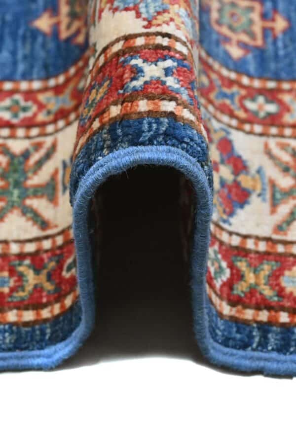 Fine Kazak 119cm x 86cm / 3ft 11in x 2ft 10in - Image 6