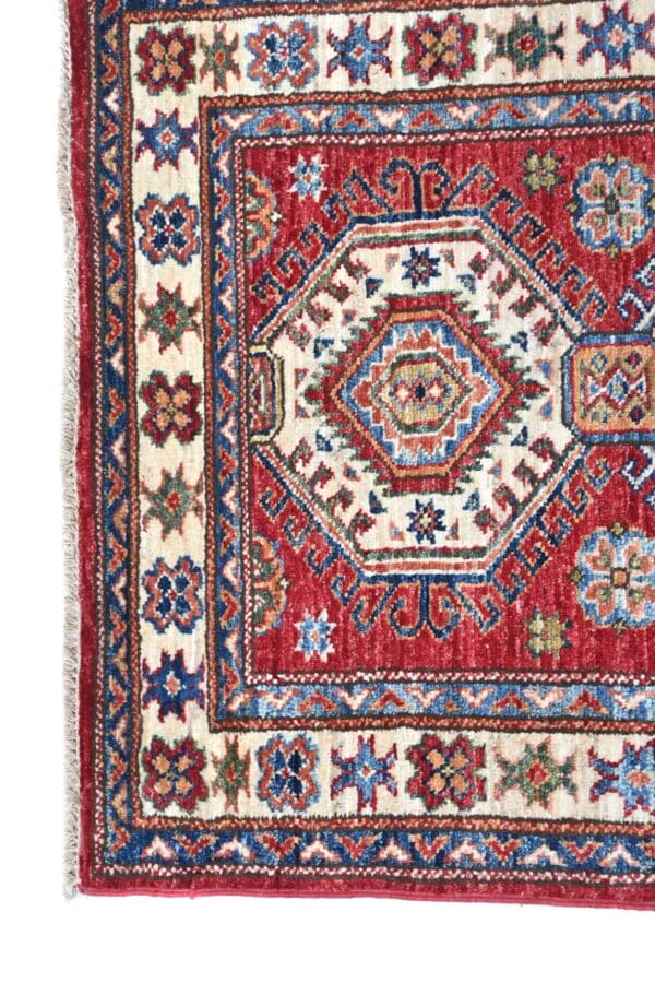 Fine Kazak 304cm x 77cm / 10ft x 2ft6in - Image 3