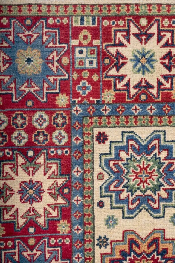 Village Kazak  124cm x 78cm  / 4ft 1in x 2ft 7in - Image 4