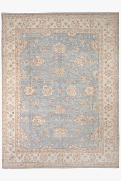 Ziegler Rug 365cm x 276cm / 12ft x 9ft 1in