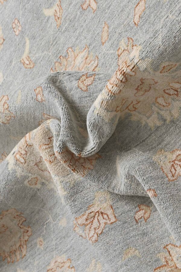 Ziegler Rug 365cm x 276cm / 12ft x 9ft 1in - Image 5