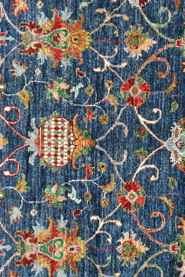 Sultani Rug 242cm x 171cm / 8ft x 5ft 7in - Image 2